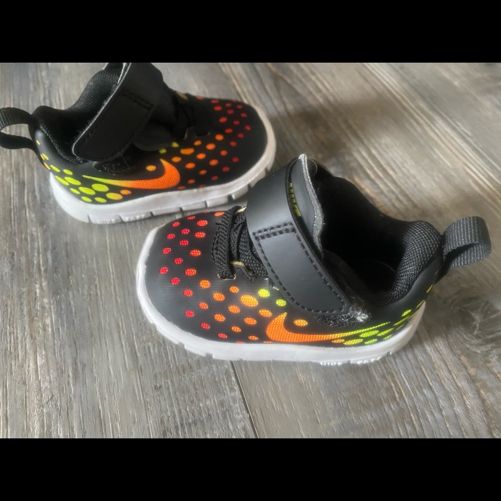 2c black Nike